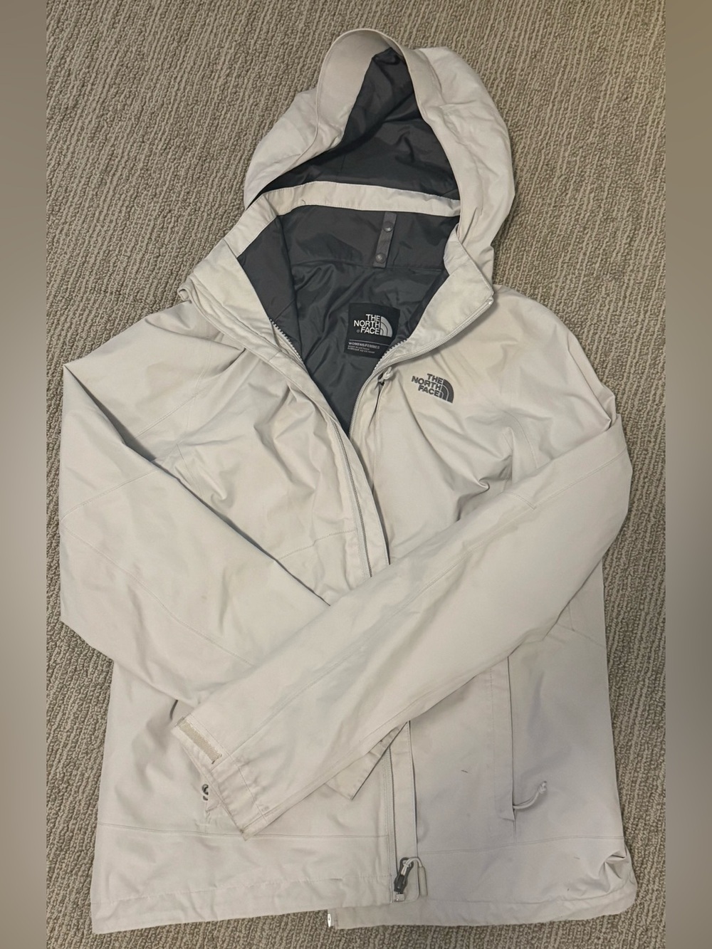 Women’s North Face Rain Jacket